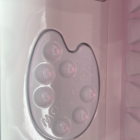 BNIB GlamGlow Face Mask Set - Picture 3 of 3